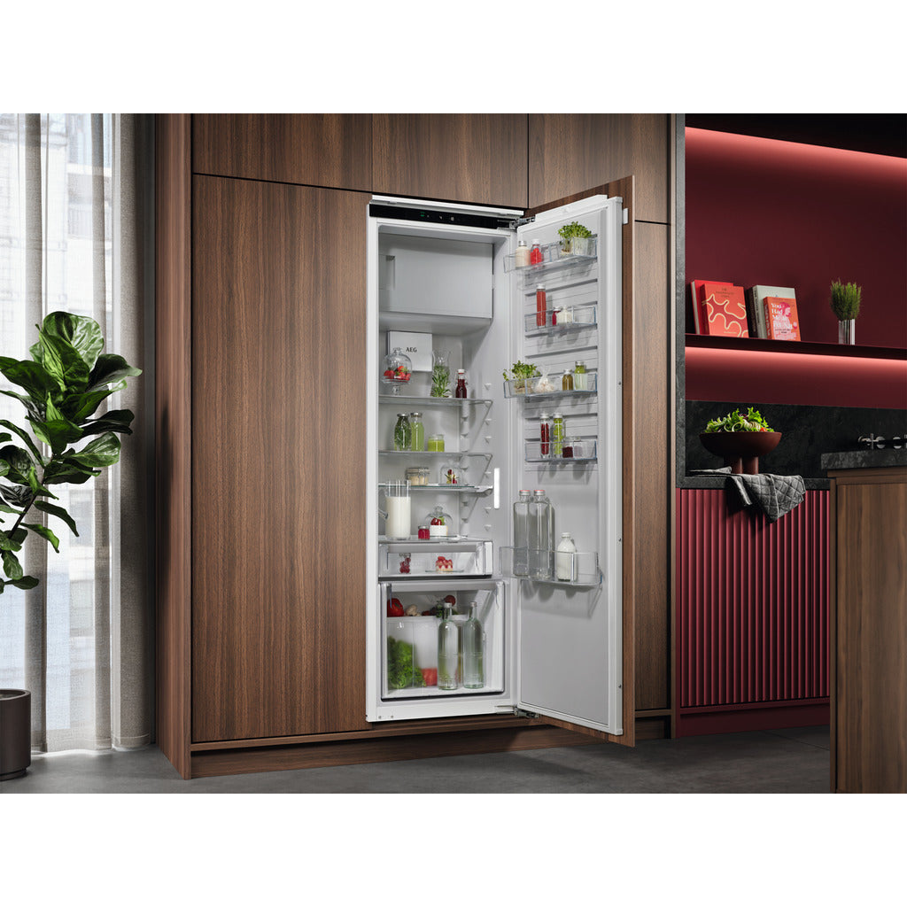 Einbau-Kühlschrank 6000 mit Gefrierfach ES6D18C
