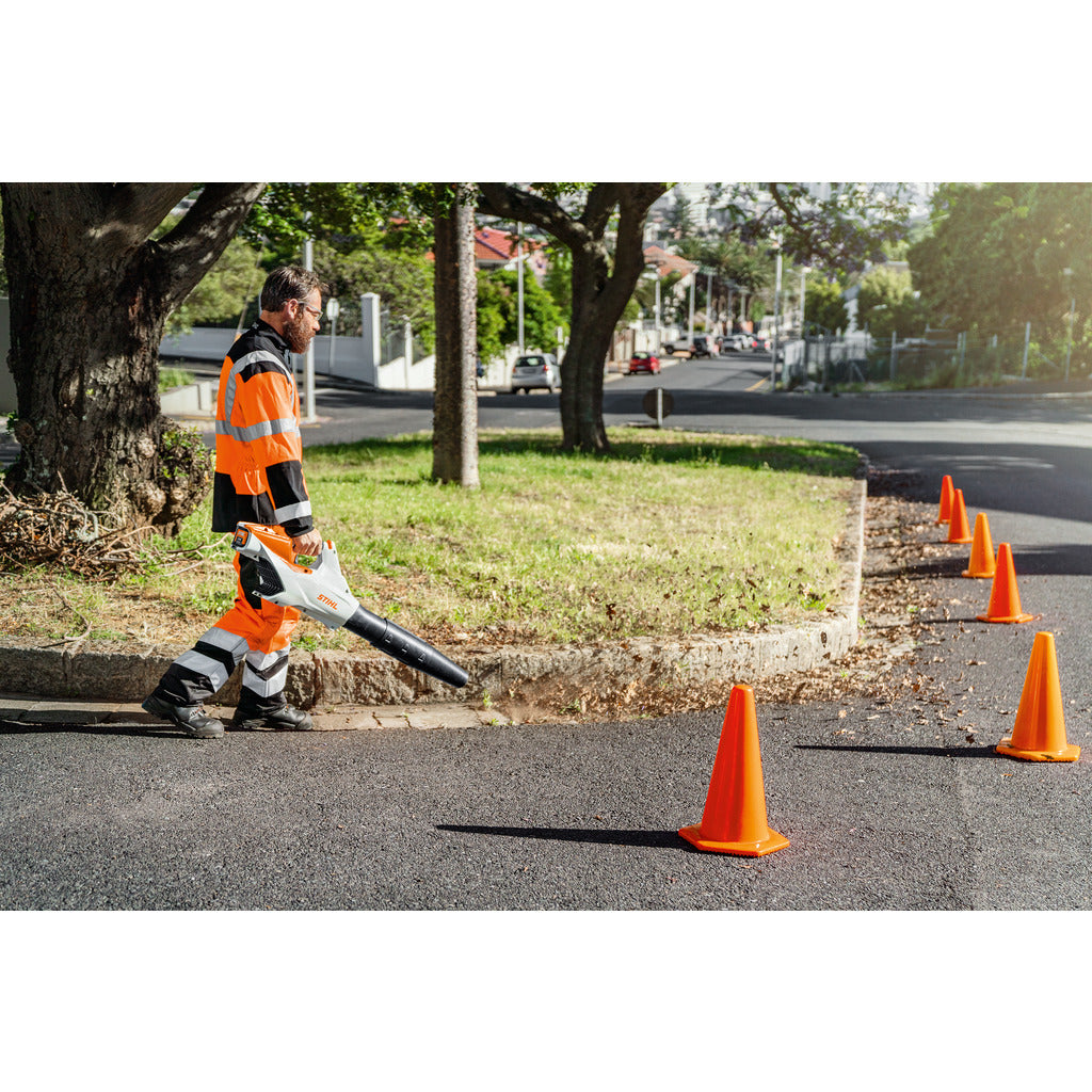 Soffiatore a batteria Stihl BGA 86 / senza batteria e caricabatteria
