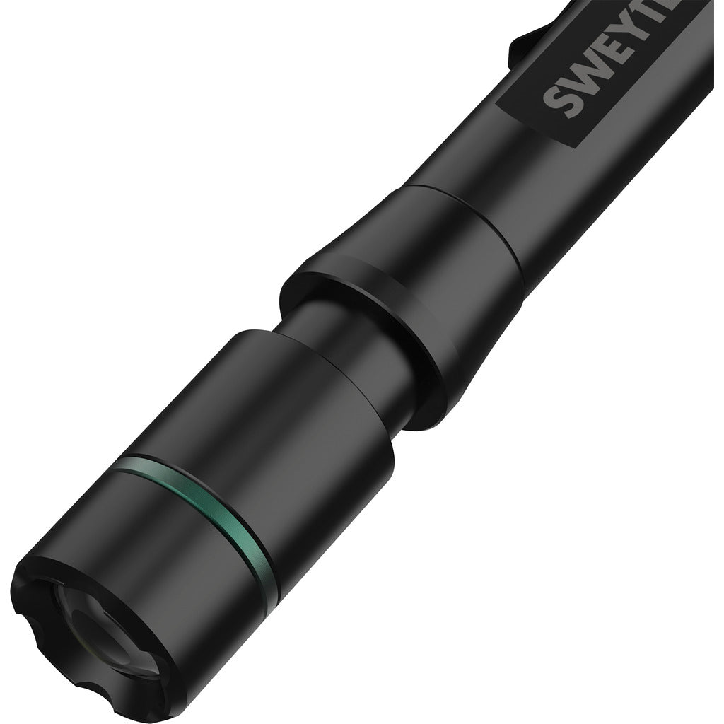 Professional cordless penlight