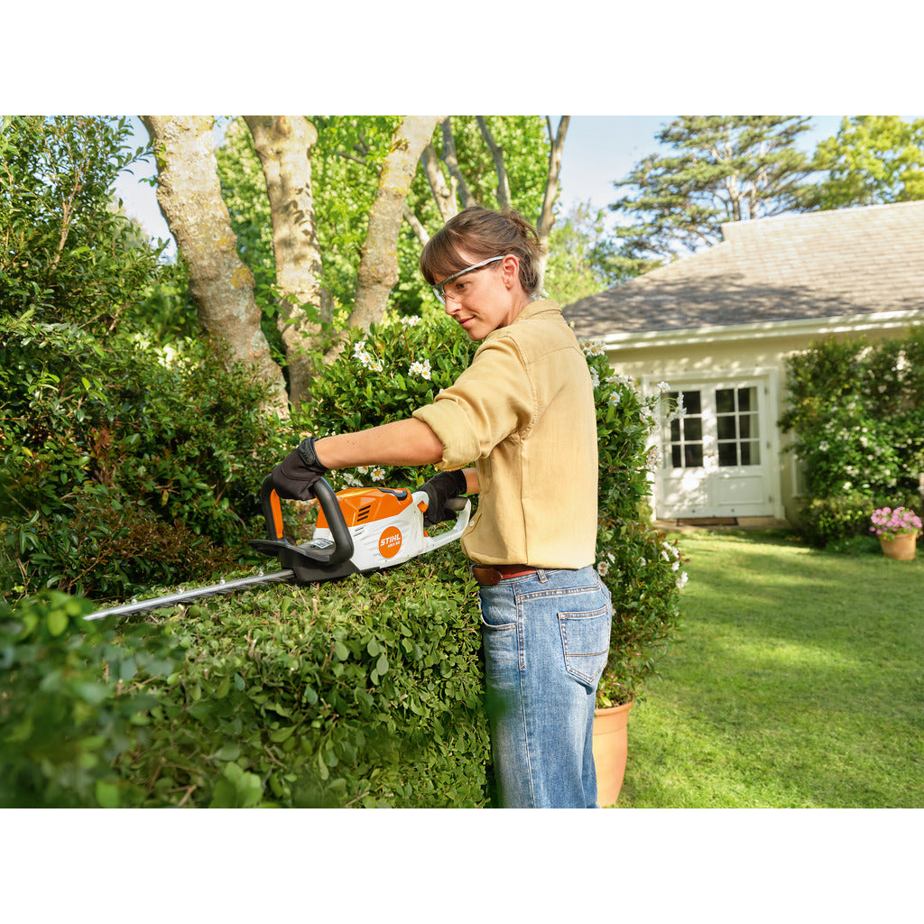 Stihl Akku-Heckenschere HSA 60 / mit Akku AK 20 und Ladegerät AL 101