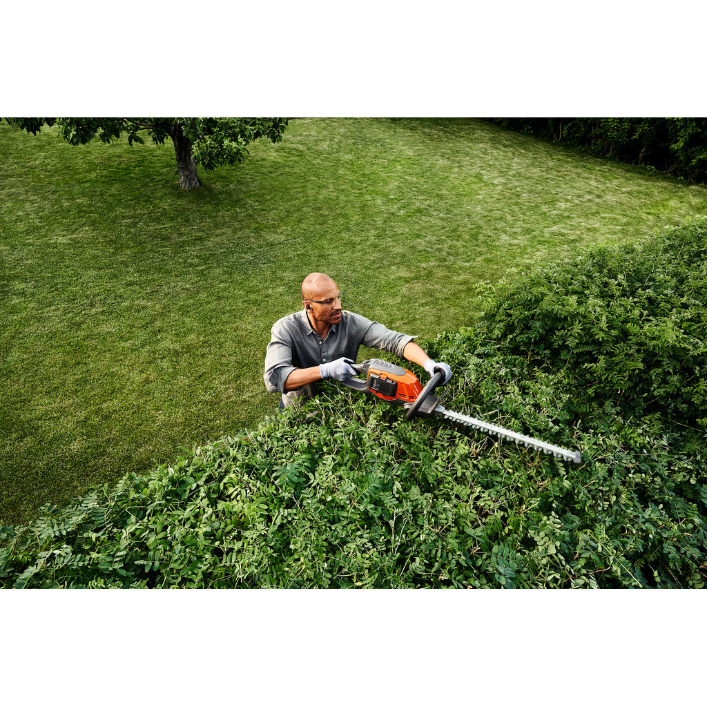 Husqvarna Akku-Heckenscheren 215iHD45 / mit Akku und Ladegerät