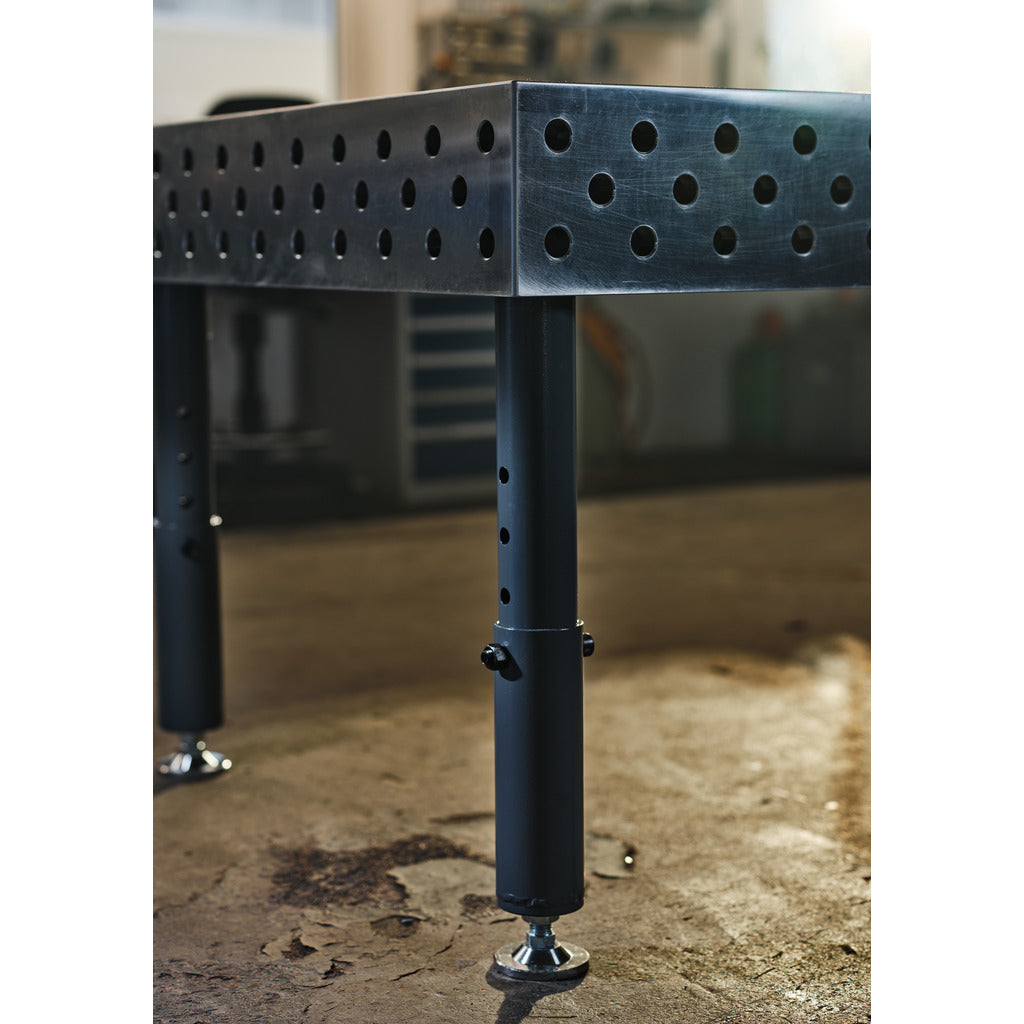 Welding table, table leg height adjustable