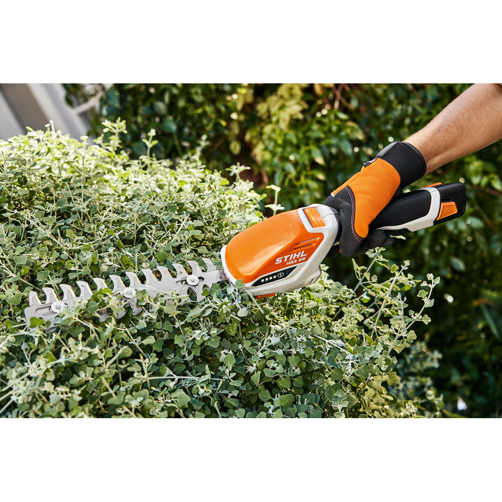 Cesoie per arbusti a batteria Stihl HSA 26 / senza batteria e caricabatteria