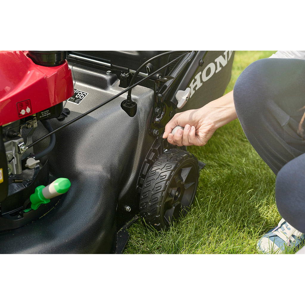 Honda HRN 536 VY petrol lawn mower