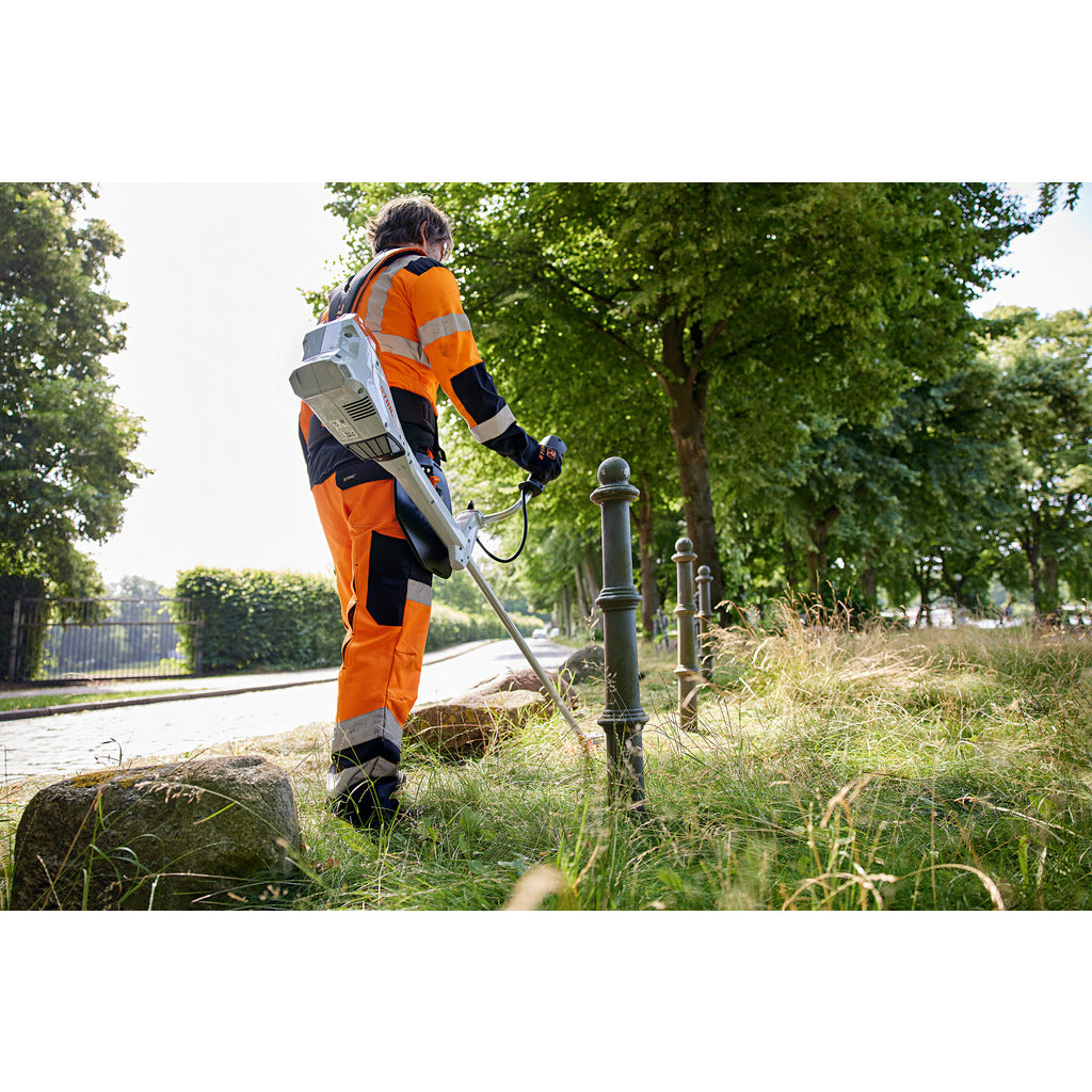 Stihl cordless circular shears RGA 140 / without battery and charger