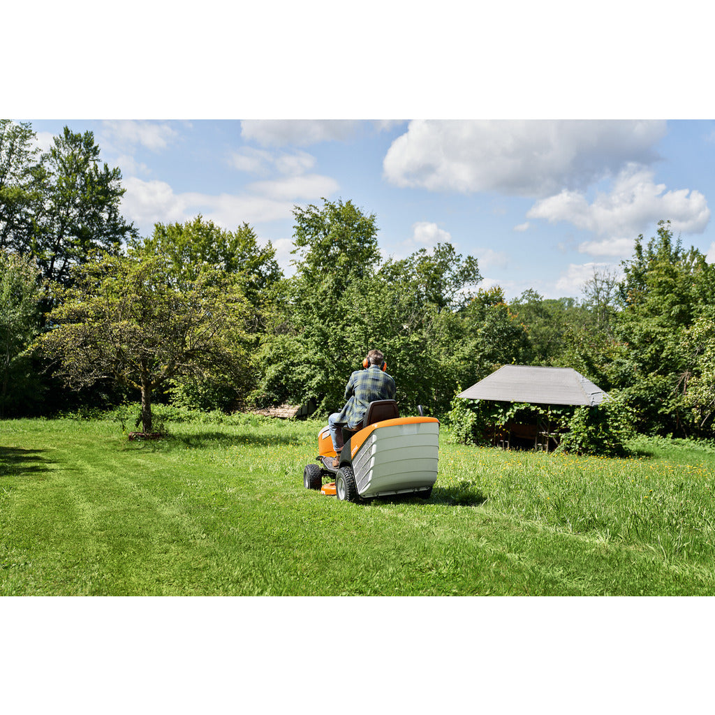 Stihl lawn tractor RT 5097