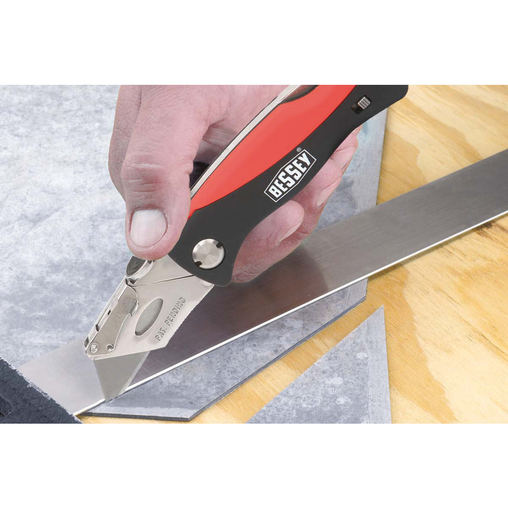 Klingen-Klappmesser mit Kunststoffgriff