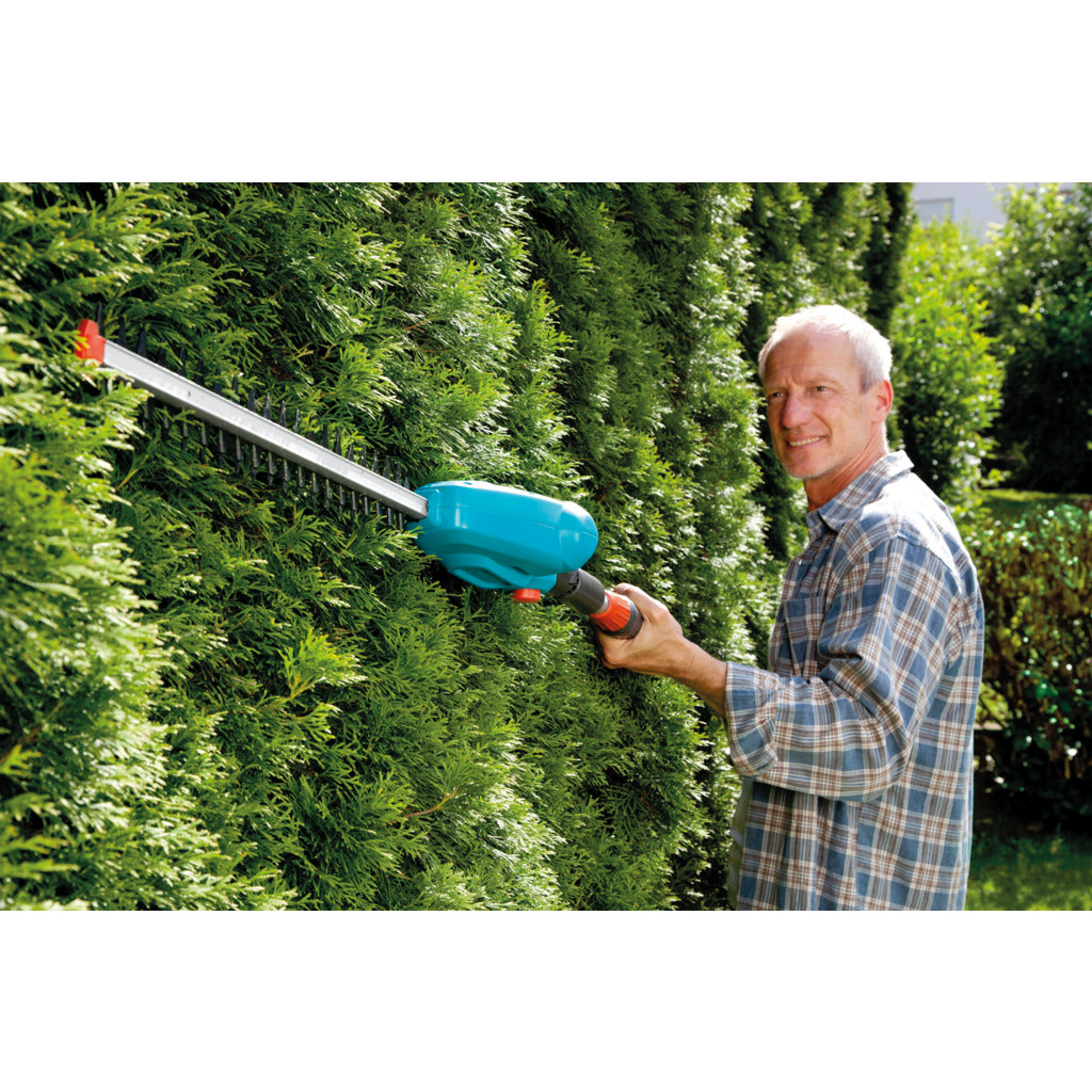 Gardena Akku-Teleskop-Heckenschere THS 42/18V P4A / Ready-To-Use Set