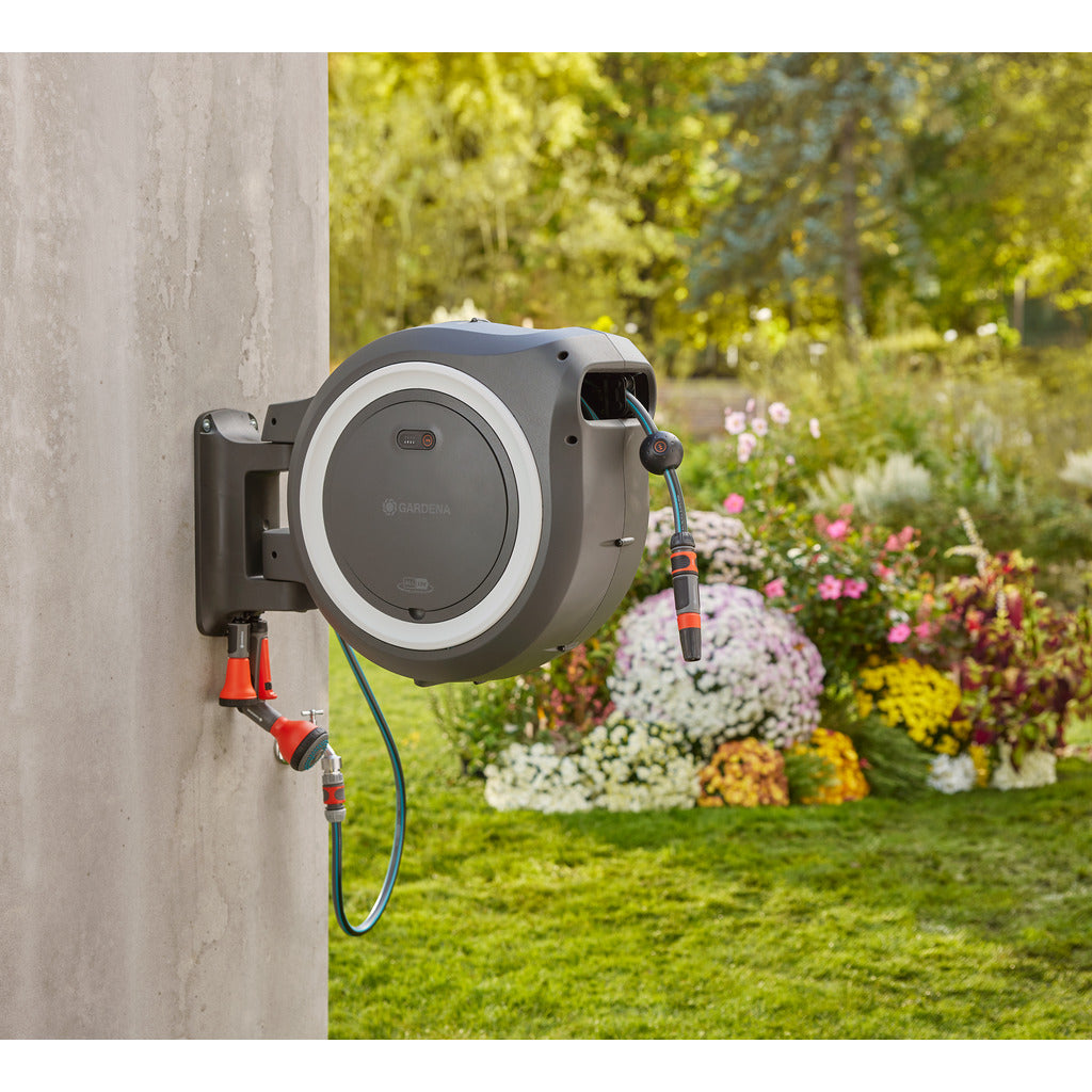 Gardena Akku-Wand-Schlauchbox PowerRoll XL / Ready-to-use
