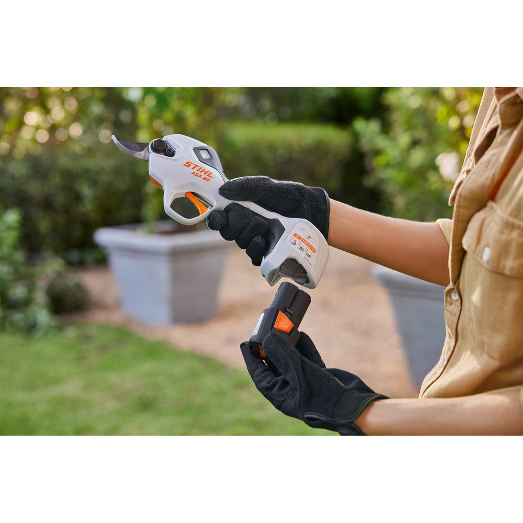 Forbici da potatura a batteria Stihl ASA 20 / senza batteria e caricabatteria
