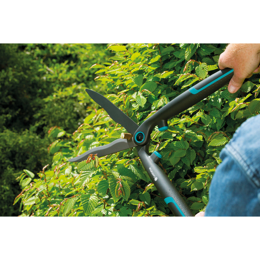 EasyCut hedge trimmer