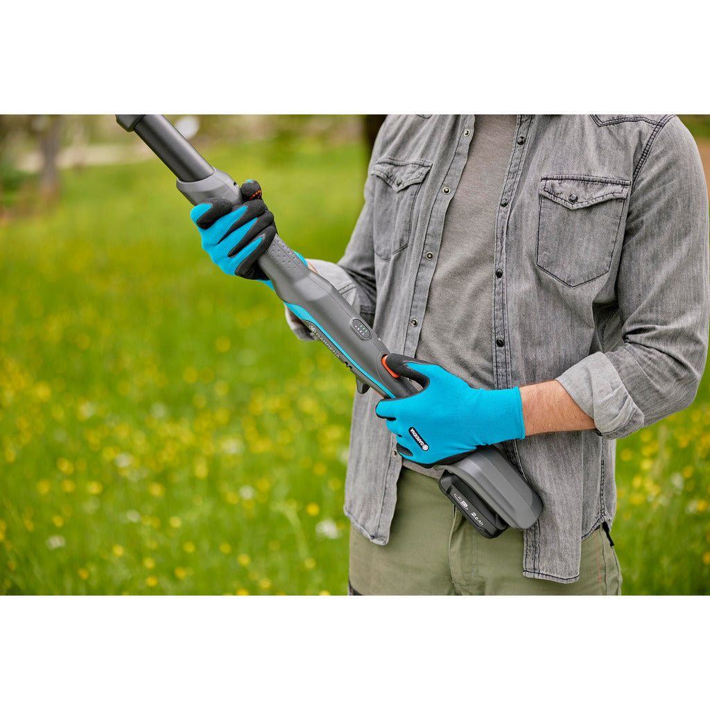 Gardena Cordless Telescopic Tree Shears HighCut 360/18V P4A / Ready-To-Use / Set