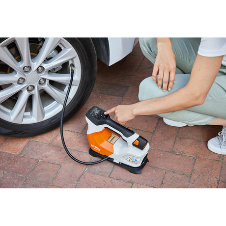 Compressore a batteria Stihl KOA 20 senza batteria e caricabatteria