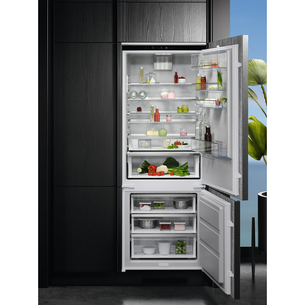Einbau-Kühl-Gefrierkombination 7000 EK7E75S1