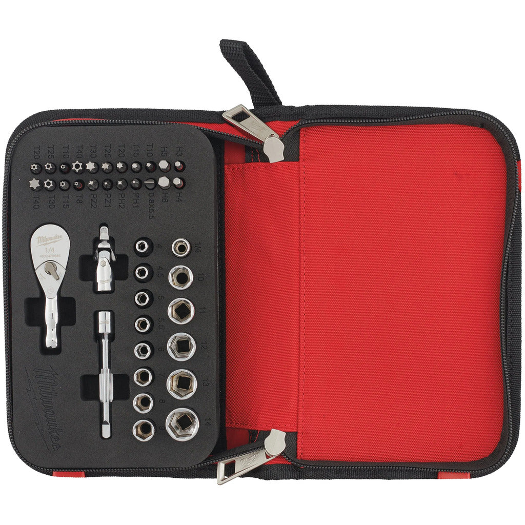 Compact ratchet set