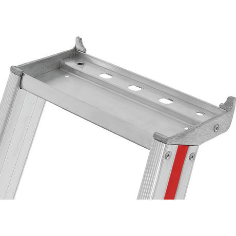 Scala a pioli con piattaforma 8026