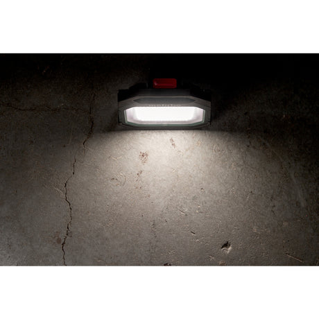 LED battery-powered construction spotlight