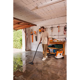 Stihl Akku-Nass- und Trockensauger SEA 60 L / mit AK 20 und Ladegerät AL 101