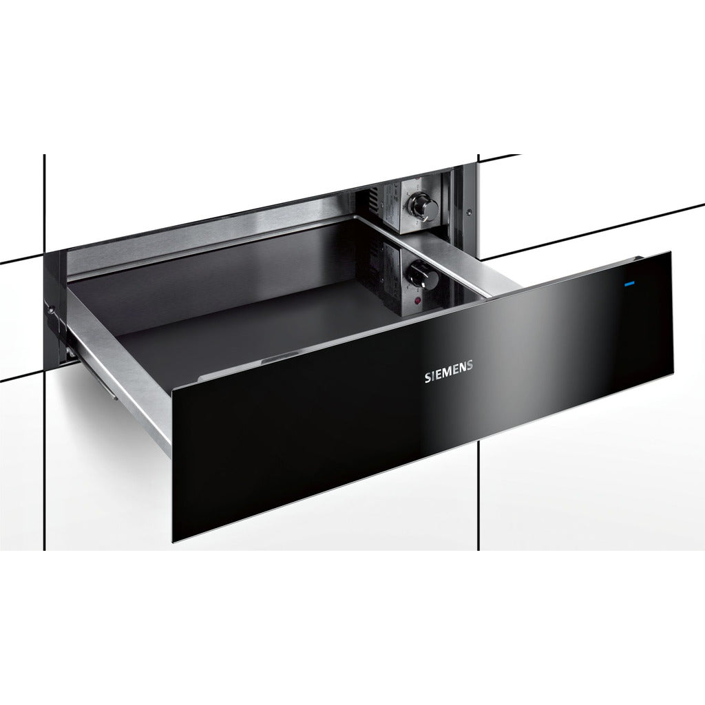 Wärmeschublade iQ700 BI630CNS1 / Ausstellungsgerät