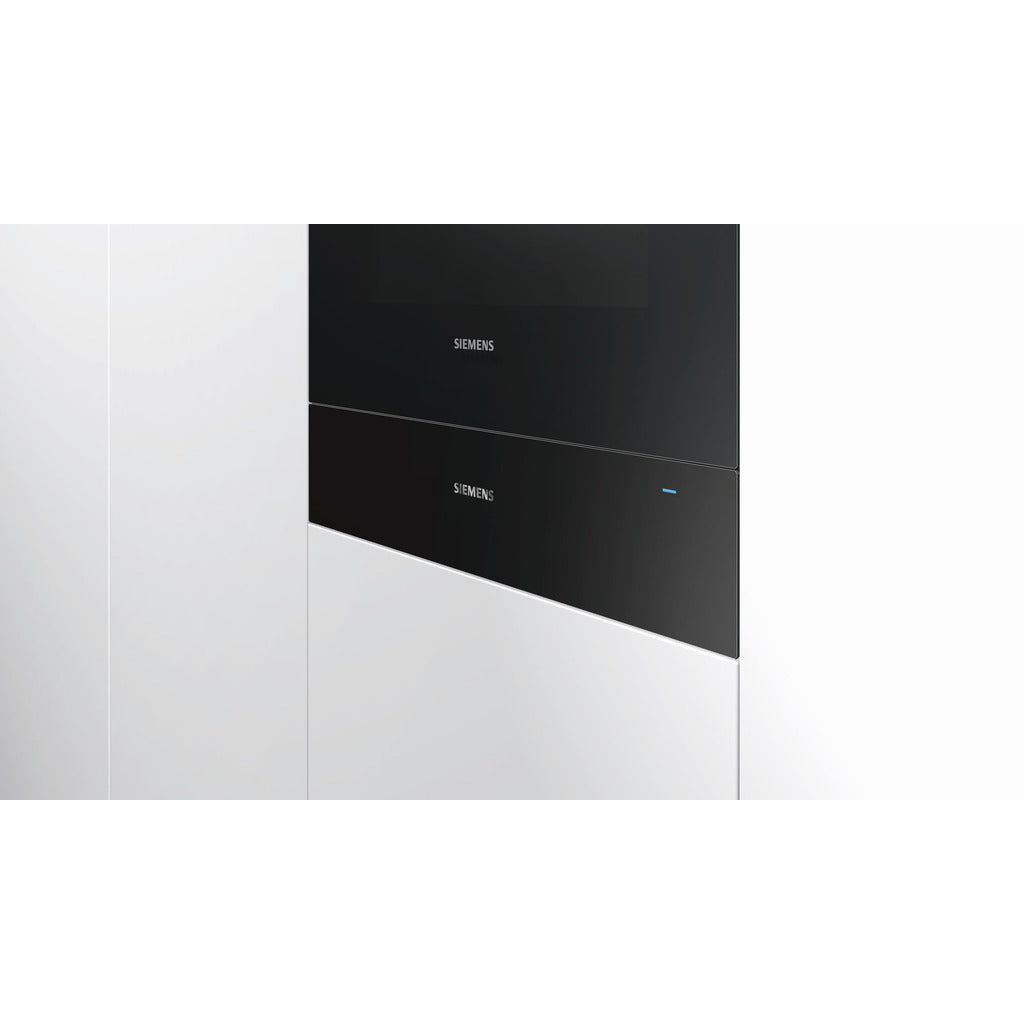 Wärmeschublade iQ700 BI630CNS1 / Ausstellungsgerät