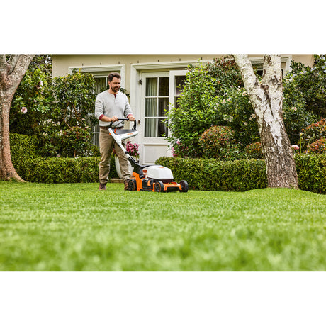 Tagliaerba a batteria Stihl RMA 448.3 V / senza batteria e caricabatterie