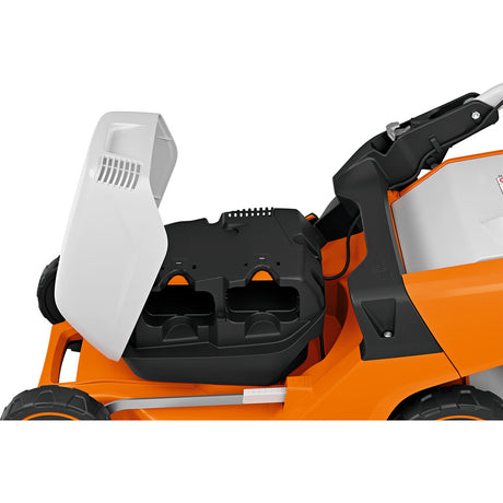 Set tosaerba a batteria Stihl RMA 448 PV / con batterie AP 30, AP 300 S e caricabatterie AL 301
