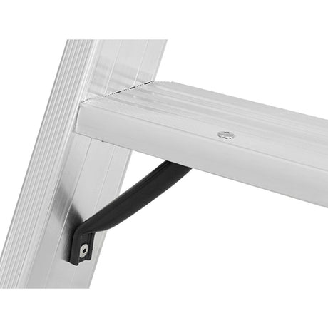 Stufenstehleiter mit Plattform 4026