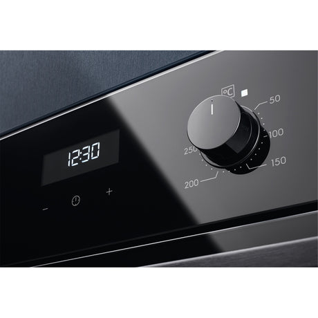 Einbau-Backofen EOK4B0K1
