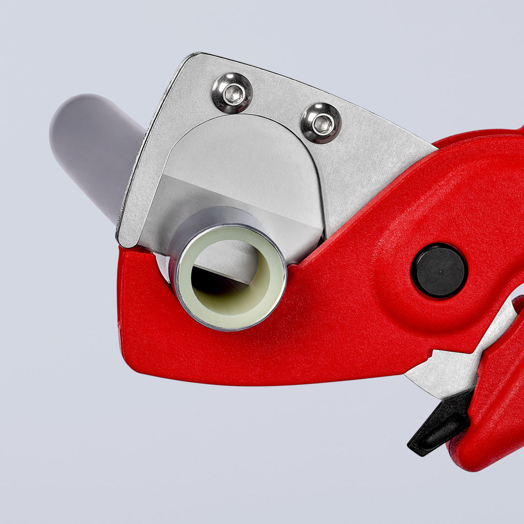 Pipe cutter