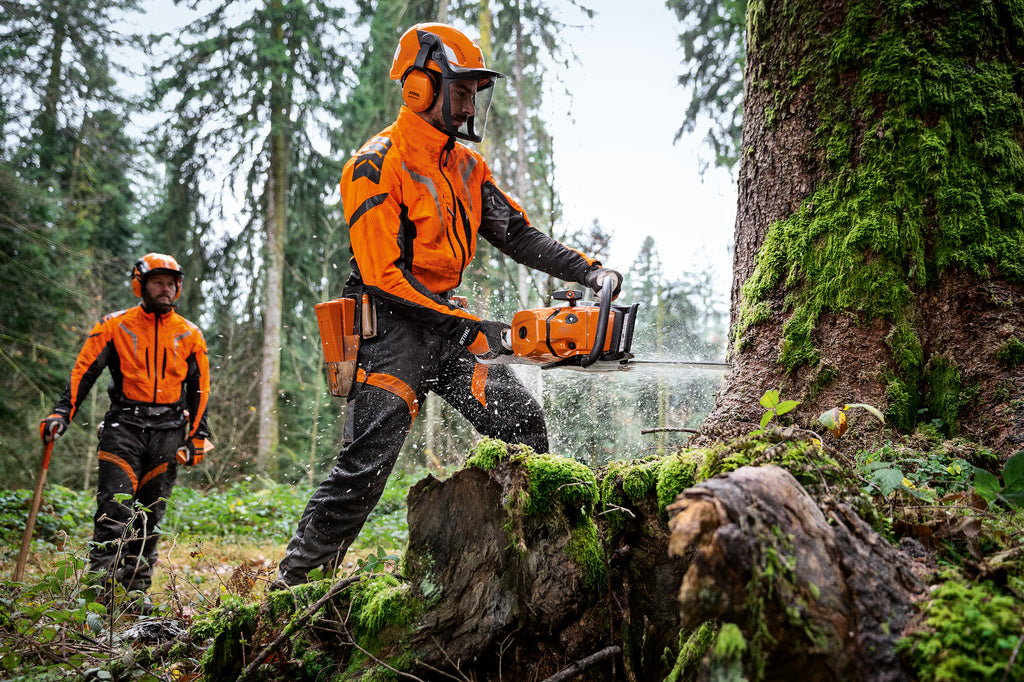 Stihl petrol chainsaw MS 500i with electronically controlled injection